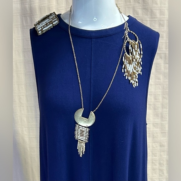 Vibrant blue dress with Earrings, Bracelet and Necklace. - Picture 7 of 8